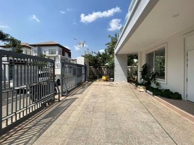 វីឡា តម្លៃ $670,000