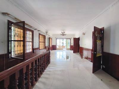 Villa À louer de 500 m² de terrain pour $5,000