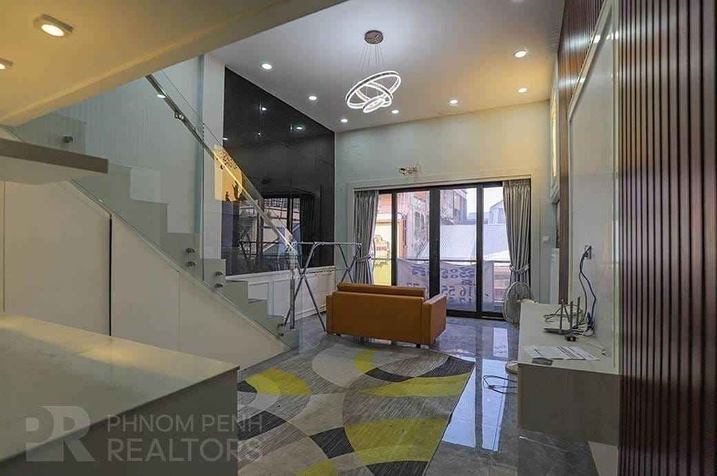 $130,000 Maison mitoyenne