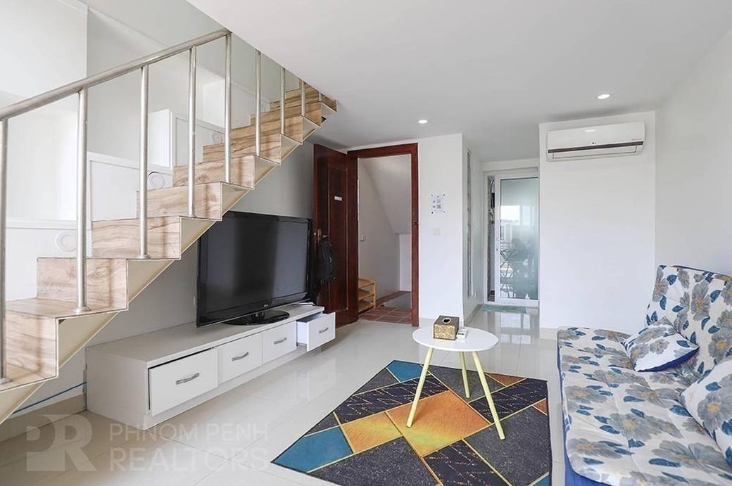 $450 Flat House