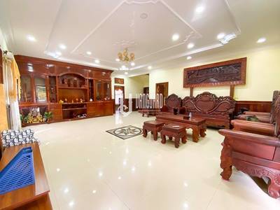 $1,500 Villa