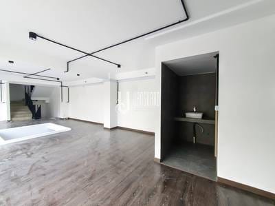 Boeng Reang Boeng Reang에 있는 CommercialShophouse 임대
