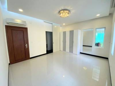Chamkarmon别墅出租，价格$5,000