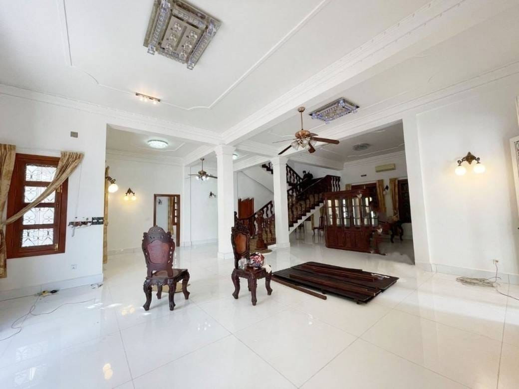 Toul Kork别墅出租，价格$2,500