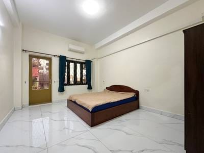Phsar Kandal I Apartment For Rent in Phsar Kandal I