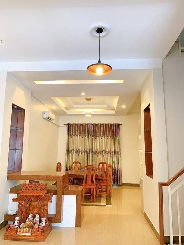 វីឡា គ្រឿងសង្ហារិម សំរាប់លក់