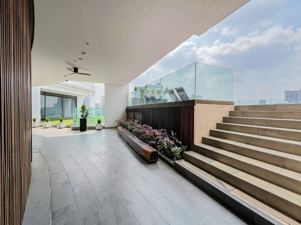 Penthouse À louer de 289 m² habitables à Toul Kork