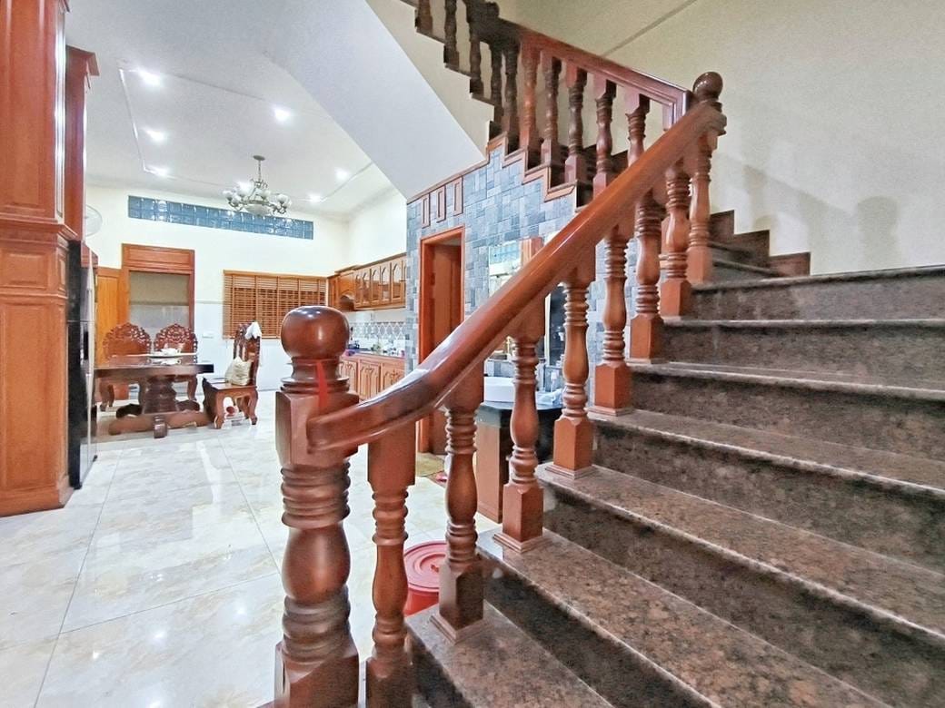 Boeng Keng KangCommercialShophouse出租，价格$1,500