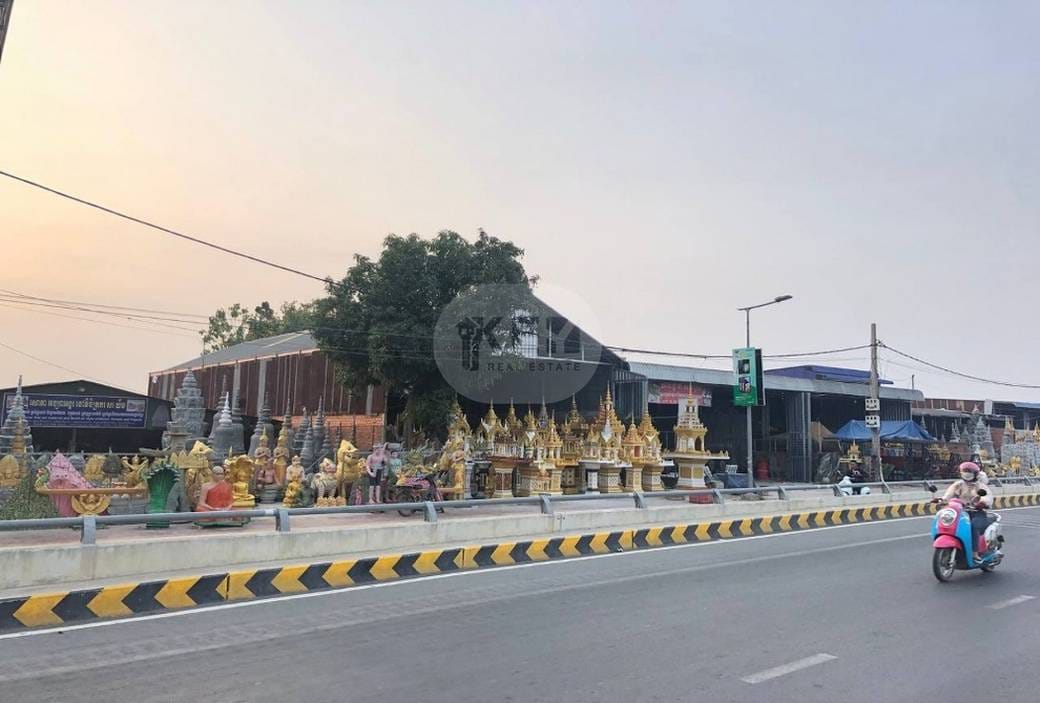 House and lot Na prodej in Chaom Chau, Por Sen Chey, Phnom Penh