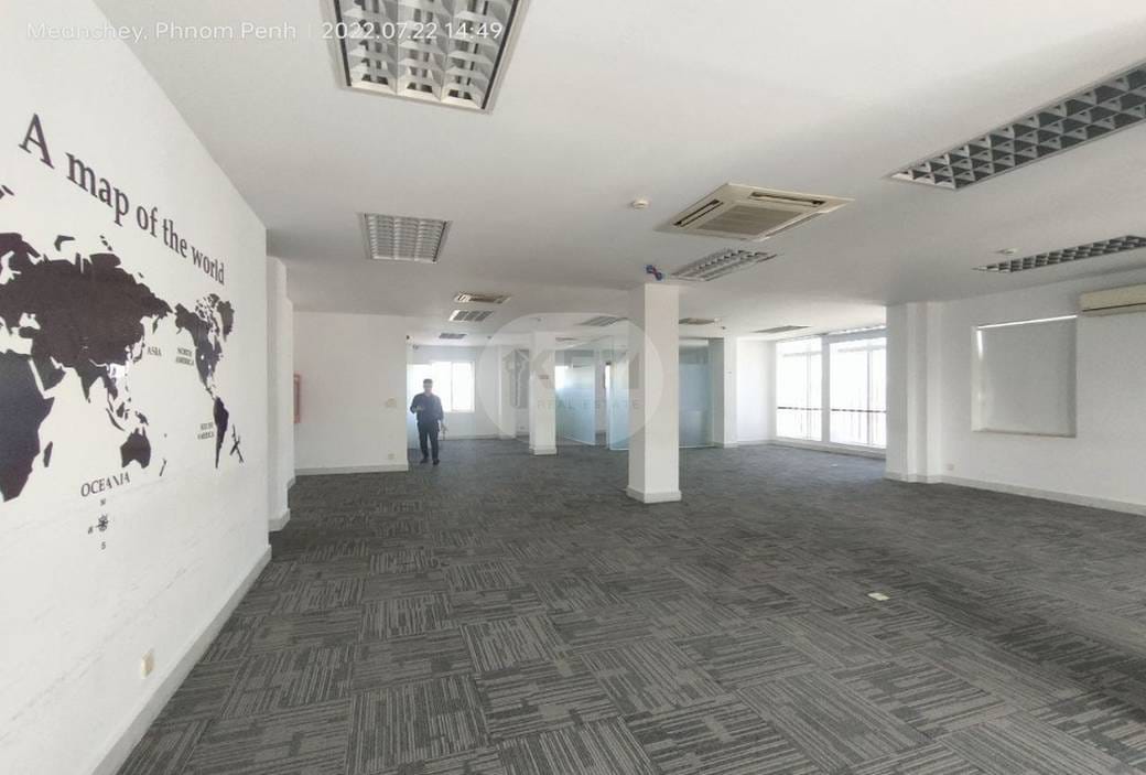 280 sqm Land Size Apartment For Rent