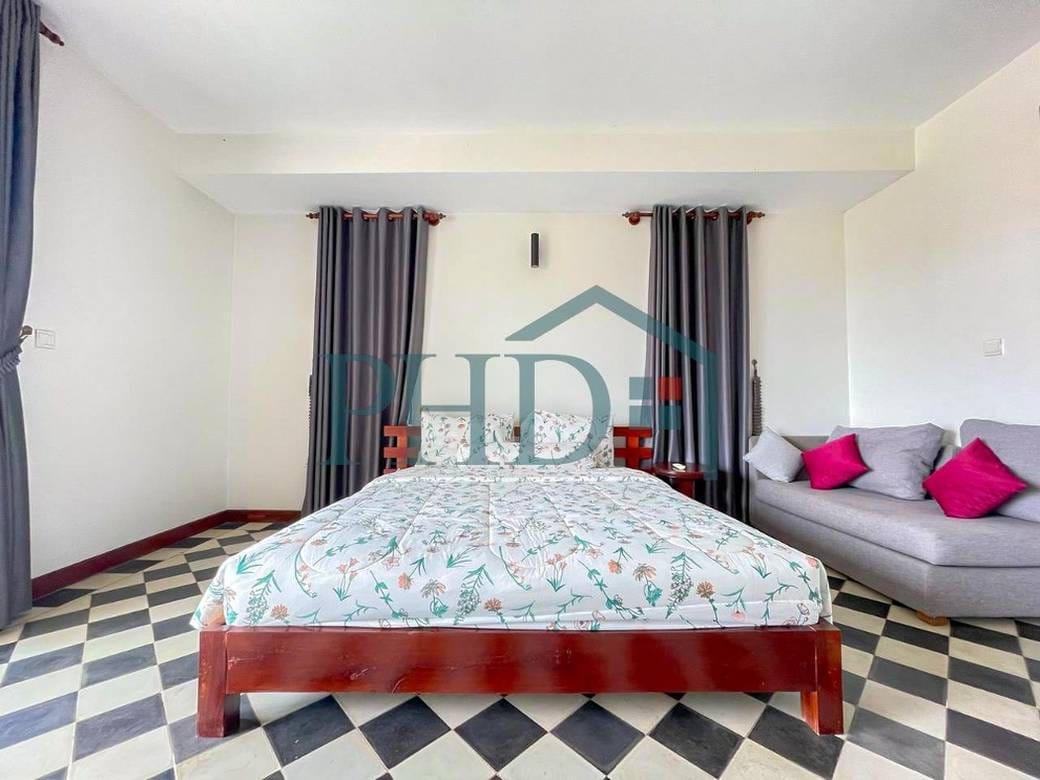 $1,000 House