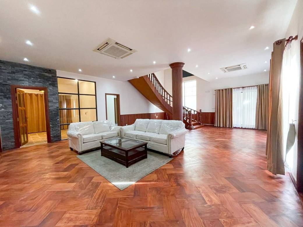 500 sqm Land Size Villa For Rent