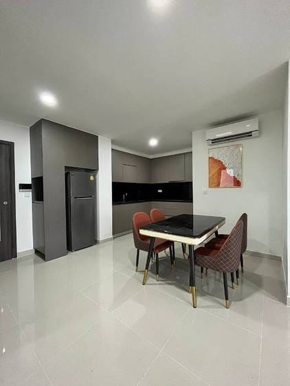 128平方米土地面积的公寓For Sale & Rent
