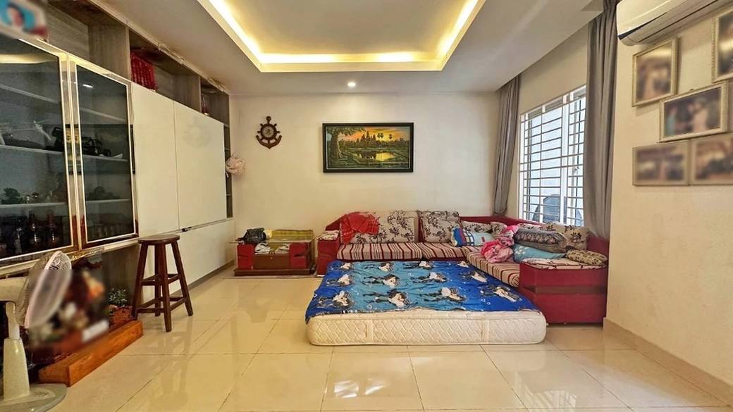 Chbar Ampov双子别墅出售，价格$285,000