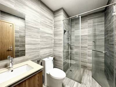 Condo Na prodej in 7 Makara $92,000