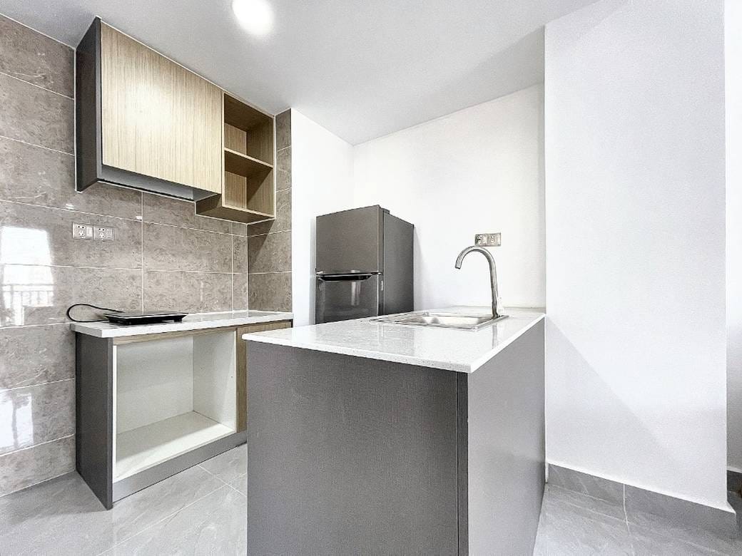 Condo For Rent in Boeung Trabek, Chamkarmon, Phnom Penh