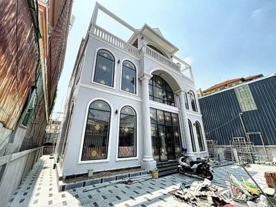 Здание Для Аренды in Тул Том Пунг 1, Чамкармон, Пномпень