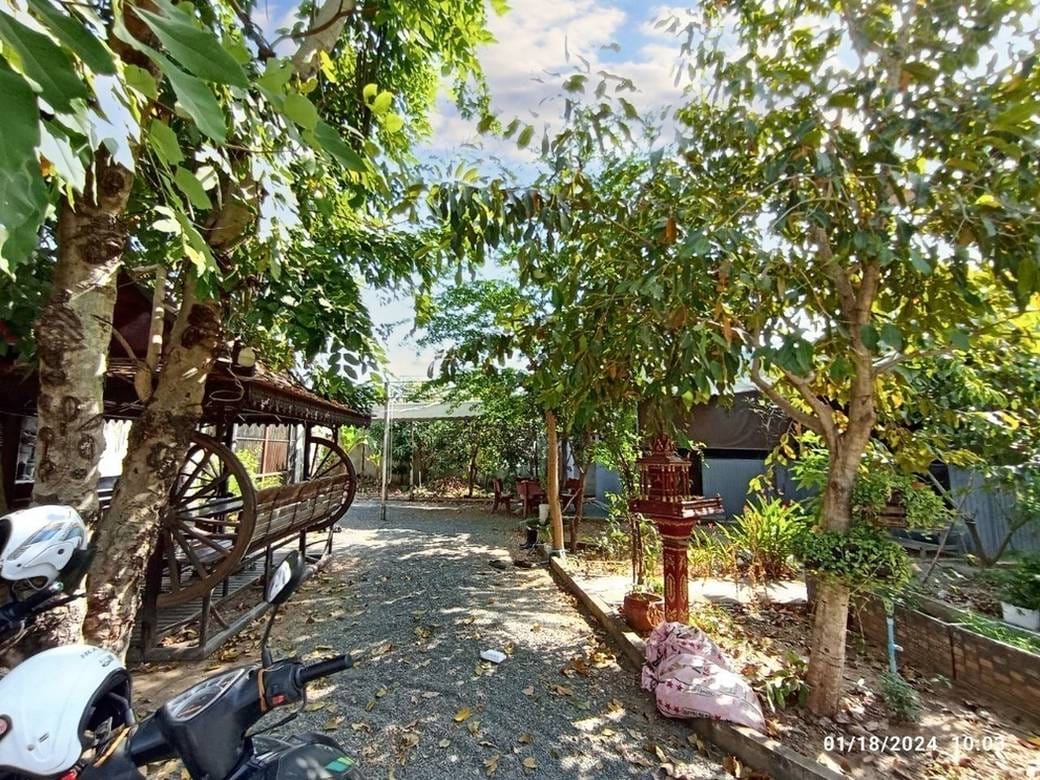 土地面積1,860㎡のLot賃貸物件 $850