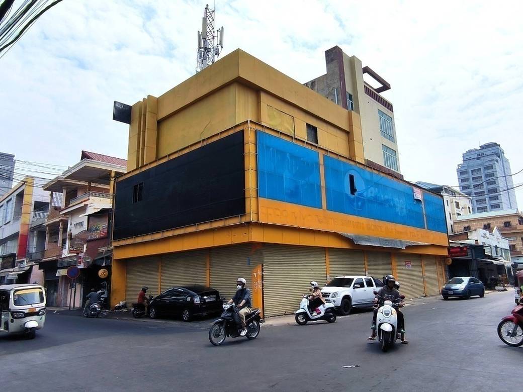169 sqm Land Size Budova For Sale & Rent