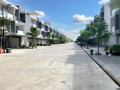 253 sqm Land Size CommercialShophouse K pronájmu