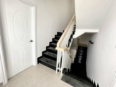 253 sqm Land Size CommercialShophouse K pronájmu for $1,200