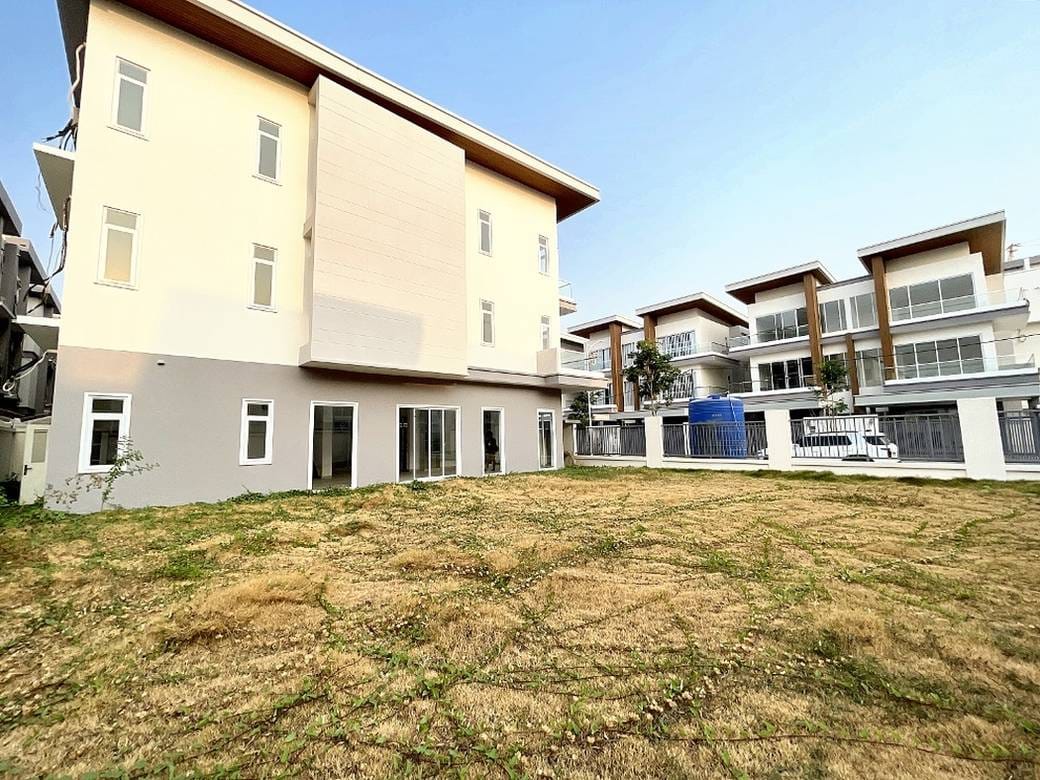 Villa For Sale in Sen Sok $1,600,000