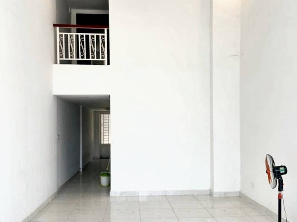 Chroy ChangvarCommercialShophouse出租，价格$800