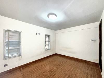 House and lot K pronájmu in Sen Sok $650