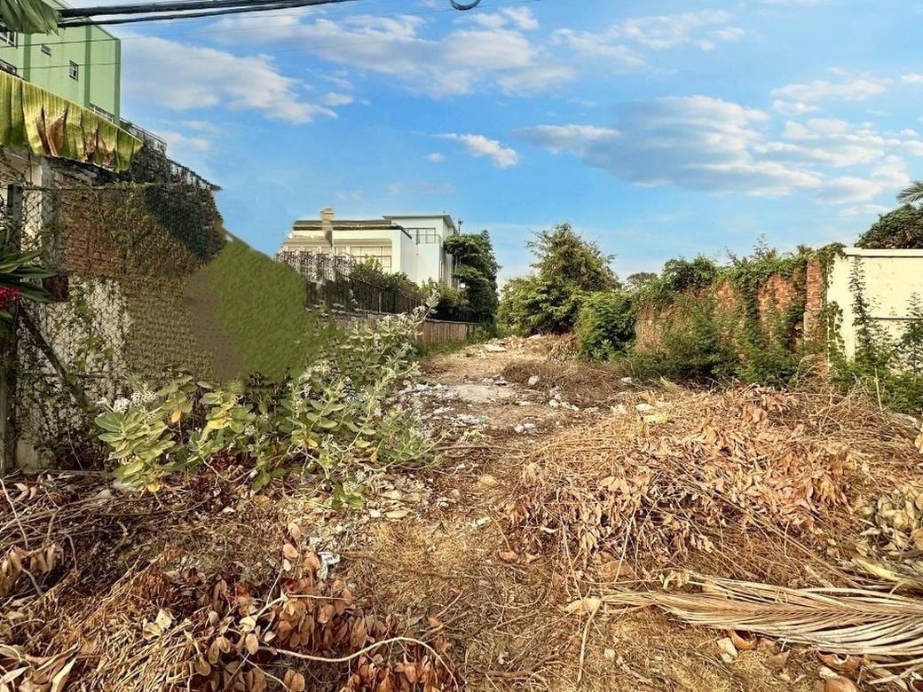 1,764 sqm Land Size Lot Для Продажи