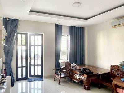Borey Peng Huoth: The Star Platinum Eco Delta | Chbar Ampov114-684平方米使用面积联排住宅出售