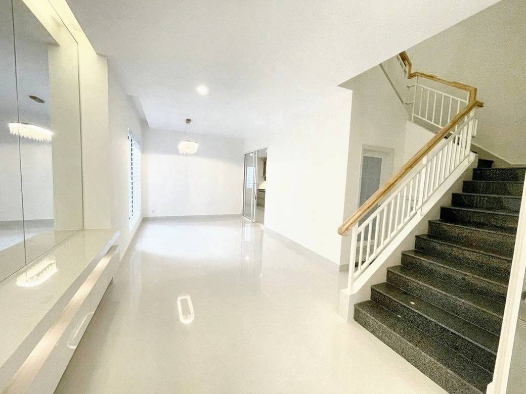 Chbar Ampov Villa Jumelle À vendre à Chbar Ampov