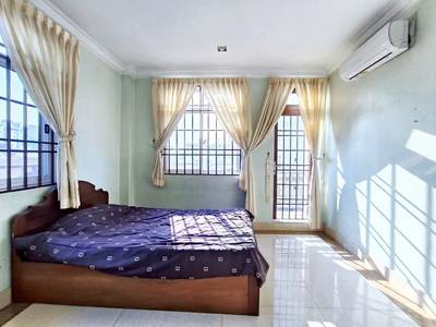 3 Bedrooms Serviced Apartment For Rent