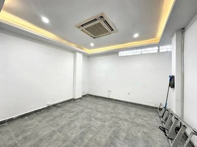 Budynek Na wynajem w Daun Penh $5,000