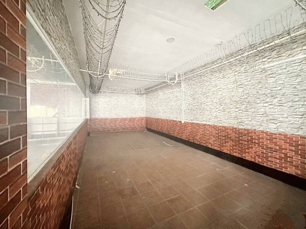 Tuek Thla CommercialShophouse K pronájmu in Tuek Thla