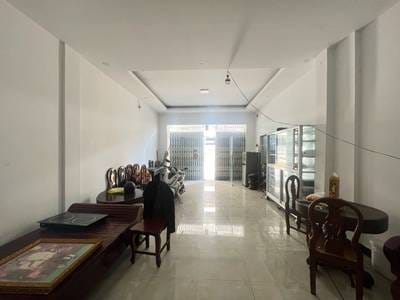 $150,000 CommercialShophouse