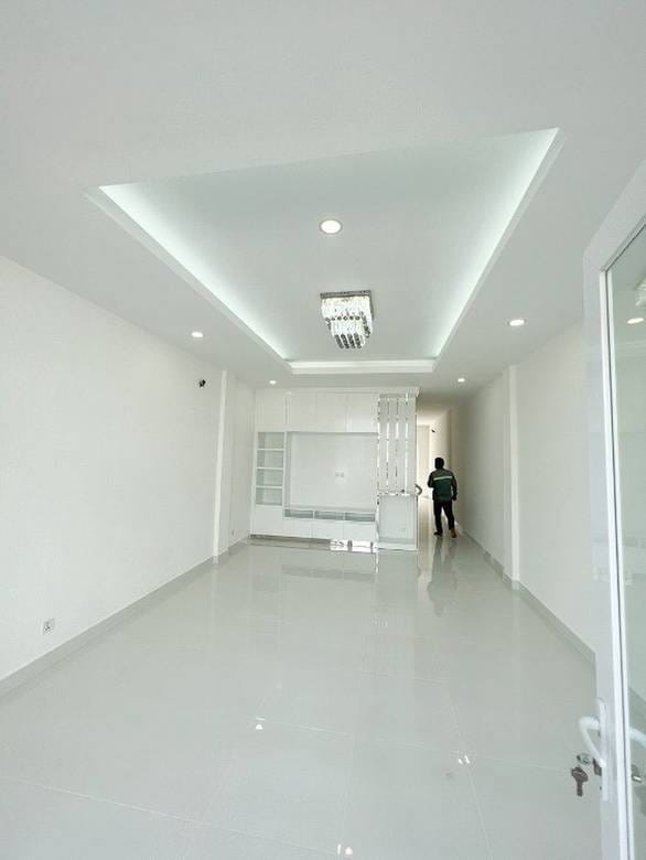 Shophouse For Sale in Preaek Anhchanh, Mukh Kampul, Kandal