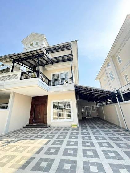 $380,000 双子别墅