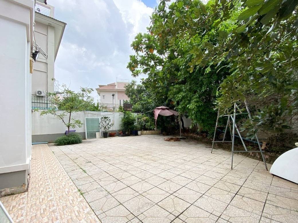 Borey Peng Huoth: The Star Platinum Herminus | $1,400,000 Villa