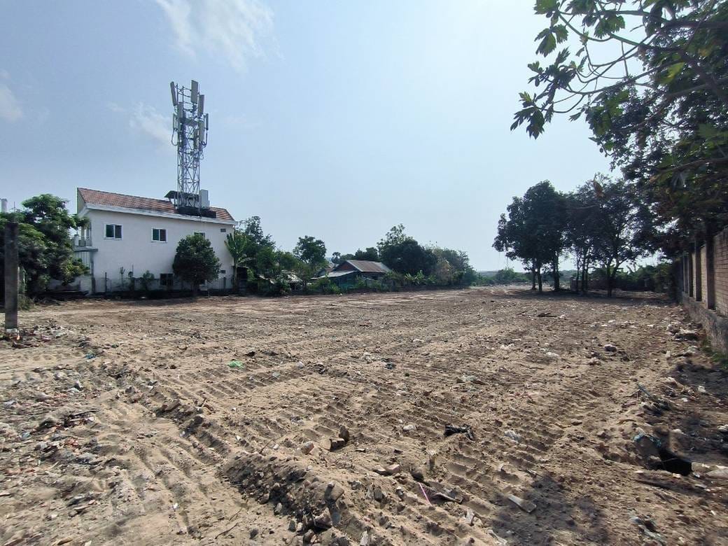 Nirouth Lot សំរាប់លក់ នៅ Nirouth