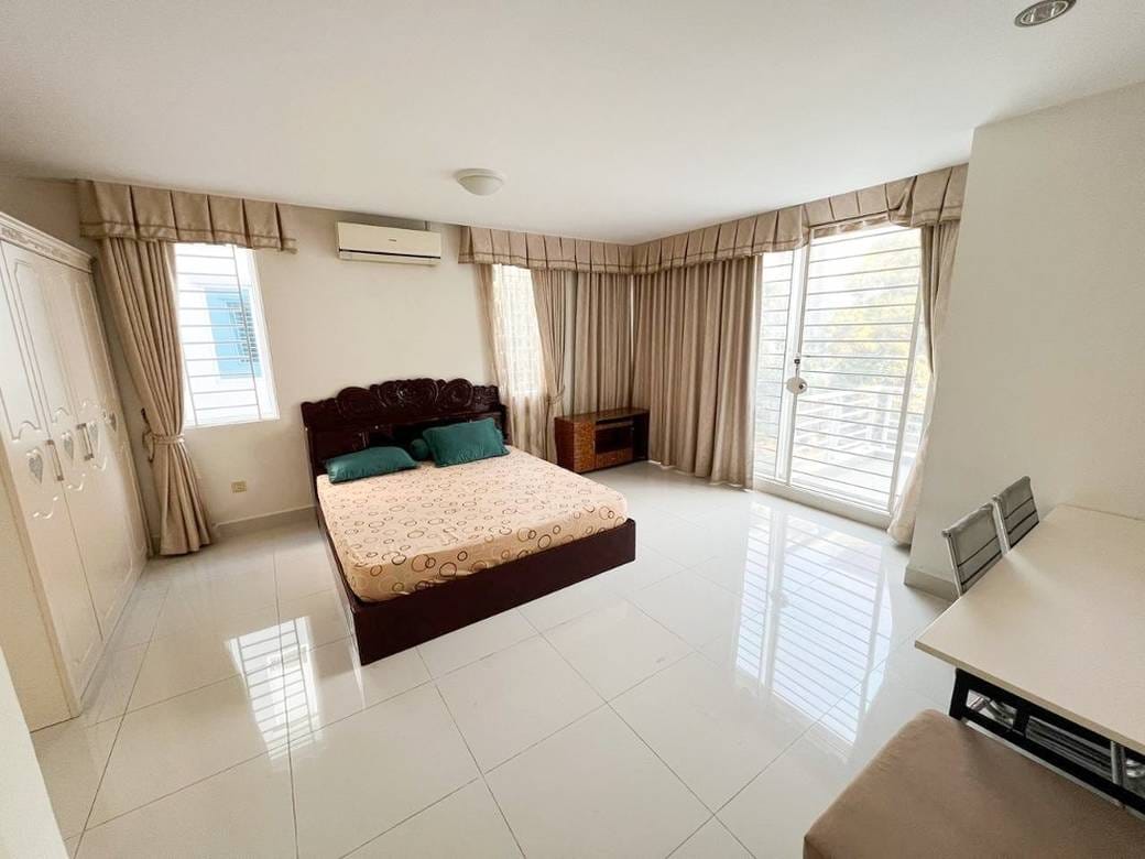 Borey Peng Huoth : The Star Platinum Mercurean II | Chbar Ampov联排住宅出售，价格$225,000