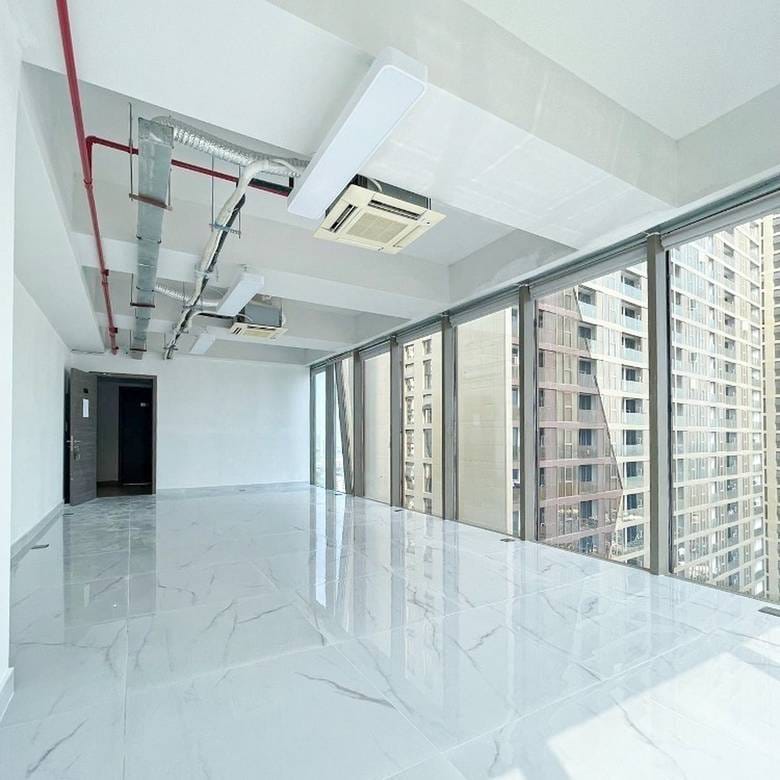 $700 Bureaux