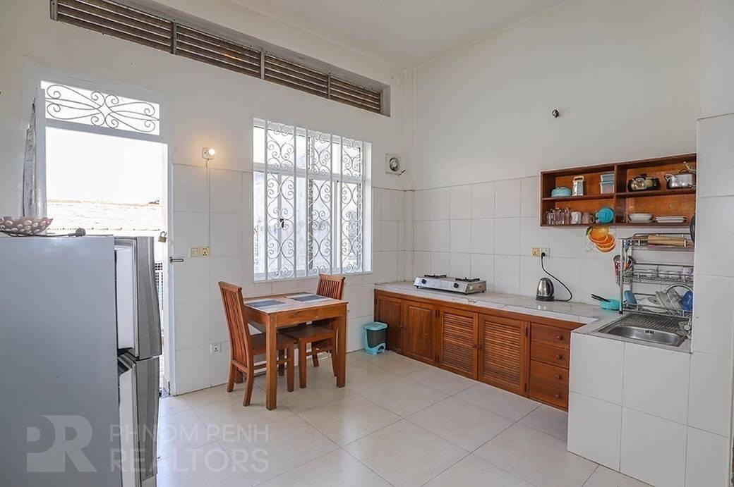 80 sqm Land Size Byt K pronájmu