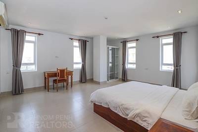 Apartment For Rent in Toul Tum Poung 1, Chamkarmon, Phnom Penh