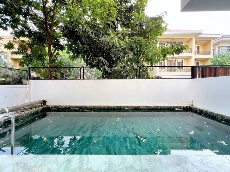 Tonle Bassac, Chamkarmon, Phnom Penh的别墅出租