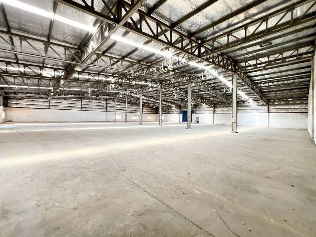 Kamboul Warehouse For Rent in Kamboul Kamboul $3,400