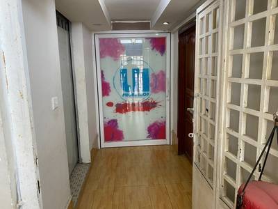 5卧室店屋出售，价格$550,000