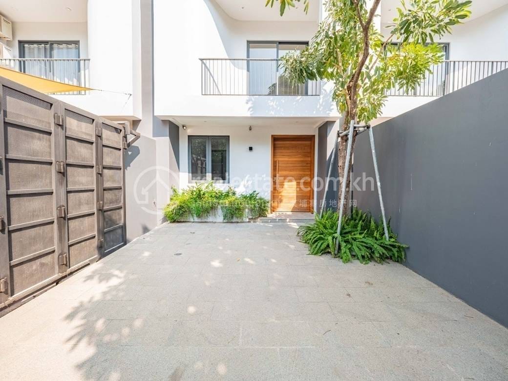 133平方米土地面积的联排住宅For Sale & Rent