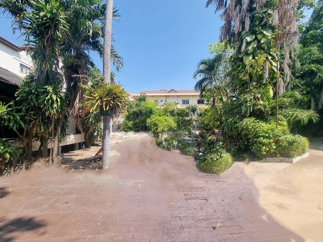 Mittapheap Lot For Sale in Mittapheap