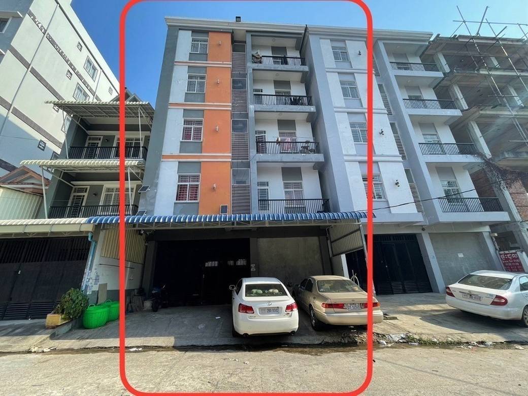 200 sqm Land Size Building For Sale