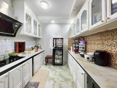 $490,000 Villa